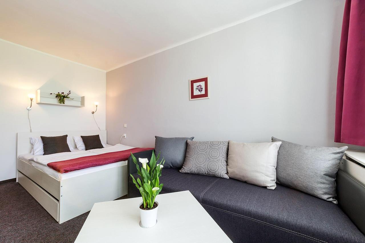 Hotel Racek Černá v Pošumaví Екстериор снимка