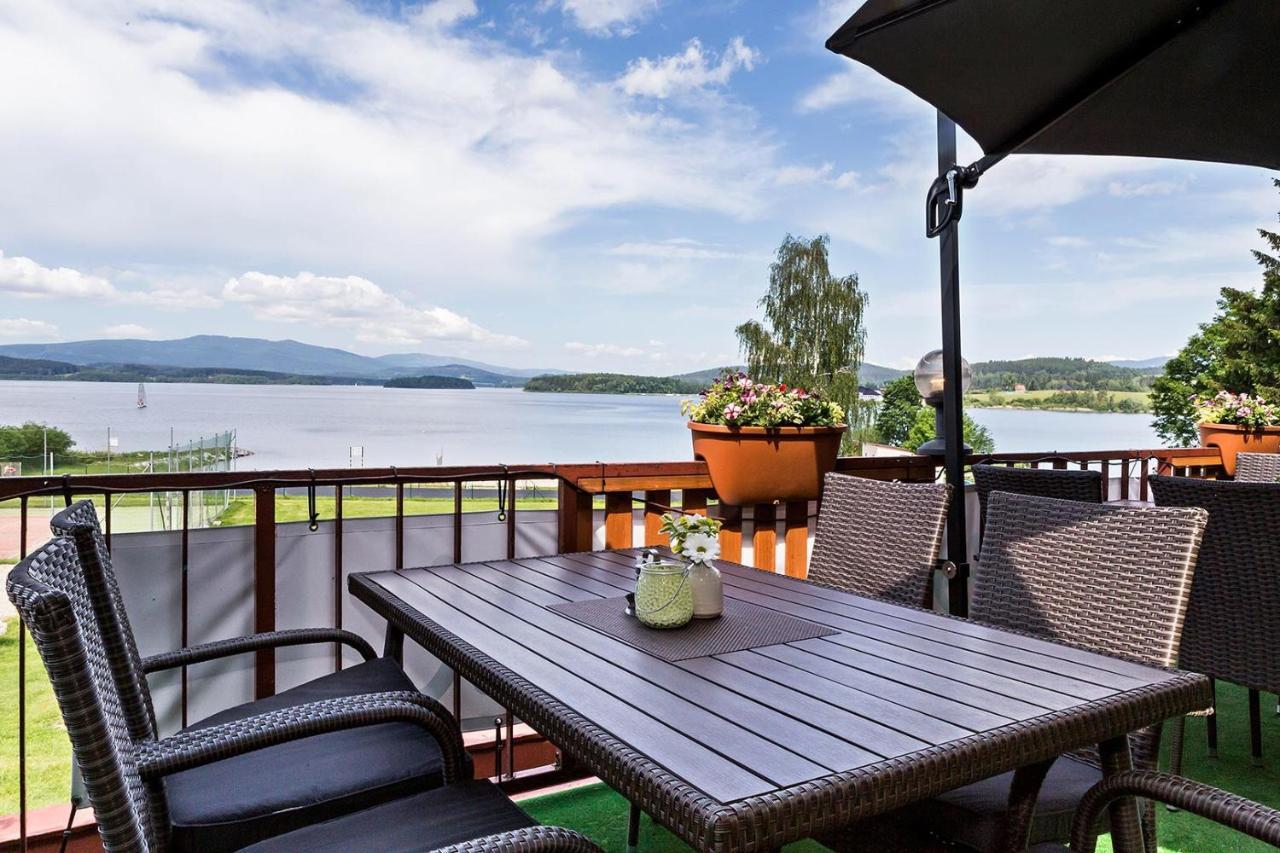 Hotel Racek Černá v Pošumaví Екстериор снимка