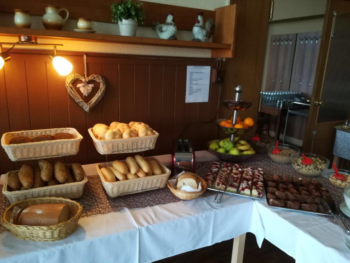 Hotel Racek Černá v Pošumaví Екстериор снимка