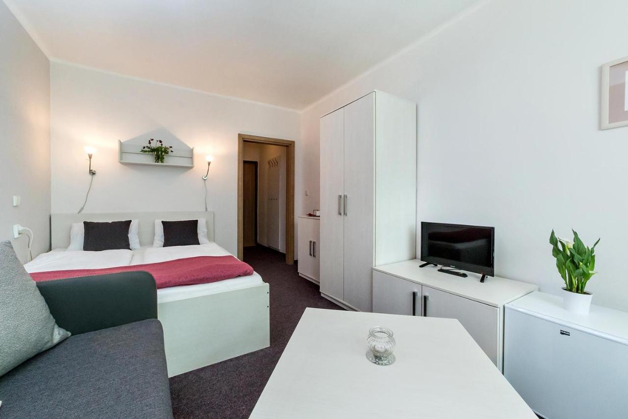 Hotel Racek Černá v Pošumaví Екстериор снимка